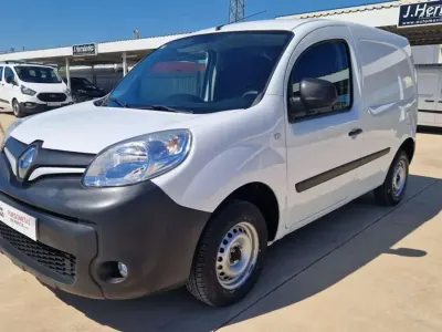 Usado Renault Kangoo 75 CV (55 kW) 2019 Blanco Monovolumen