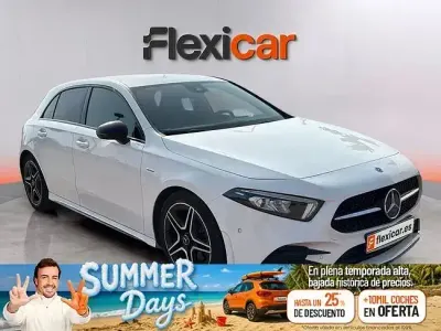 Usado Mercedes A180 116 CV (85 kW) 2021 Blanco Berlina