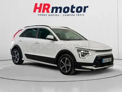 Usado Kia Niro 141 CV (103 kW) 2022 Blanco SUV