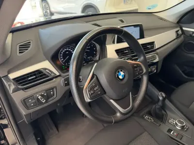 Käytetty BMW X1 116 HP (85 kW) 2019 Musta Katumaasturi