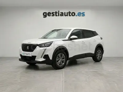 Usado Peugeot 2008 Active 110 CV (80 kW) 2022 Blanco SUV
