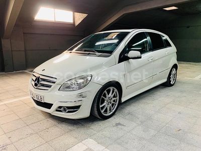 Mercedes B180