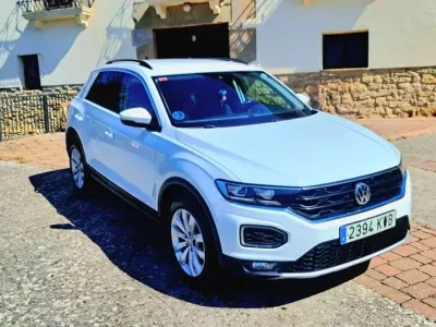 Usado VW T-Roc Advance 116 CV (85 kW) 2019 Blanco SUV