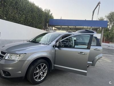 Usado Fiat Freemont Lounge 170 CV (125 kW) 2015 Gris / plata SUV