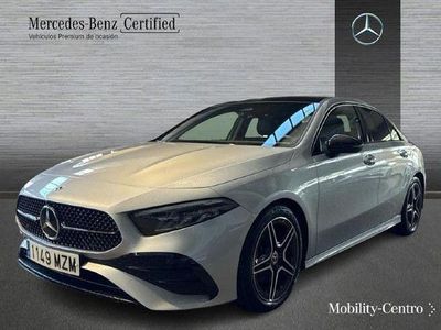 Usado Mercedes A200 AMG line 150 CV (110 kW) 2025 Plata hightech Berlina