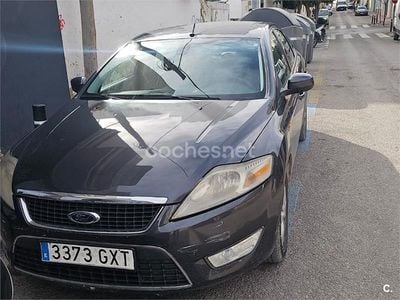 Usado Ford Mondeo Trend 140 CV (102 kW) 2010 Negro Berlina