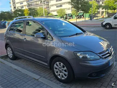 Begagnad VW Golf Plus Cross