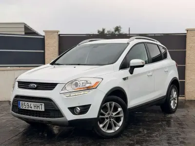 Usado Ford Kuga Titanium 163 CV (119 kW) 2012 Blanco SUV