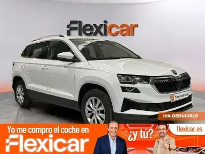 Usado Skoda Karoq Ambition 150 CV (110 kW) 2022 Blanco SUV