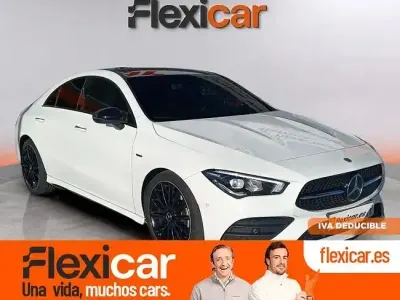 Usado Mercedes CLA200 150 CV (110 kW) 2022 Blanco Coupe