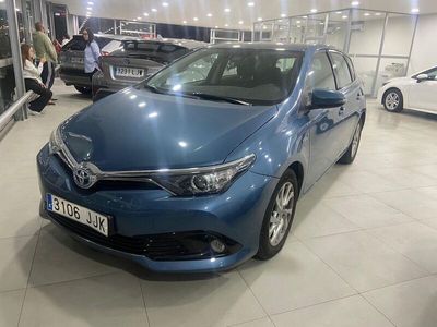 Toyota Auris Hybrid