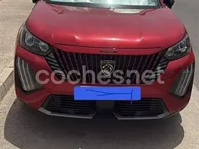 Usado Peugeot 2008 Active 100 CV (73 kW) 2024 Rojo SUV