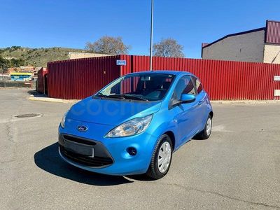 Usado Ford Ka Trend 69 CV (50 kW) 2015 Azul Berlina
