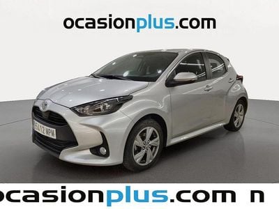 Usado Toyota Yaris Active 116 CV (85 kW) 2024 Gris plata Utilitario