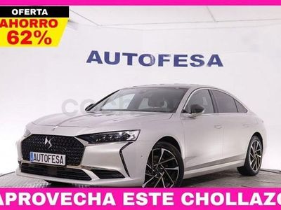 Usado DS Automobiles DS9 Rivoli 250 CV (183 kW) 2022 Gris / plata Berlina