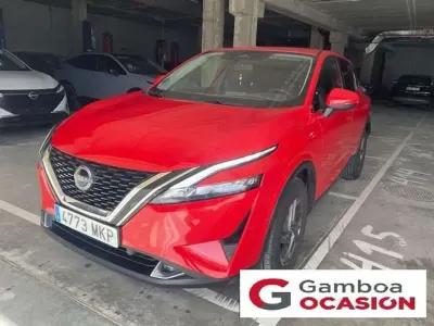 Usado Nissan Qashqai Acenta 141 CV (103 kW) 2023 Rojo SUV