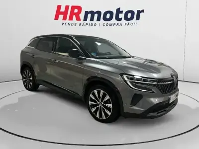 Usado Renault Austral Techno 158 CV (116 kW) 2023 Gris SUV