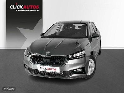 Usado Skoda Fabia Ambition 110 CV (80 kW) 2024 Gris Berlina