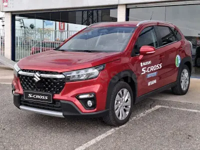Usado Suzuki SX4 S-Cross 110 CV (80 kW) 2026 Granate SUV