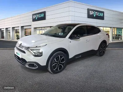 Usado Citroën e-C4 Shine 100 kW (136 CV) 2023 Blanco Berlina