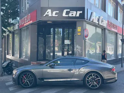 Usado Bentley Continental GT 635 CV (467 kW) 2019 Gris / plata Coupe