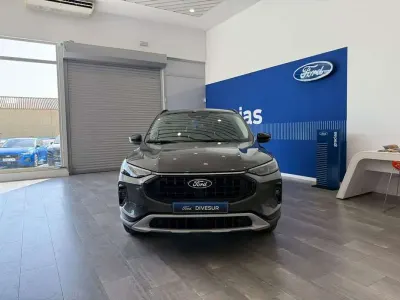 Usado Ford Kuga Active 179 CV (131 kW) 2025 Gris SUV