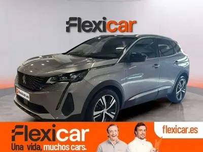 Usado Peugeot 3008 Allure 131 CV (96 kW) 2021 Gris SUV