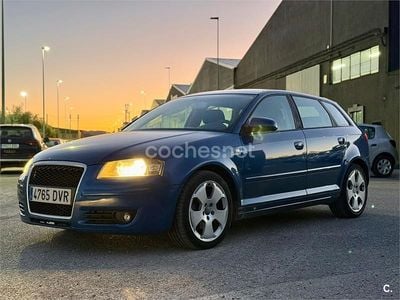 Usado Audi A3 Ambiente 140 HP (102 kW) 2006 Azul Citadino