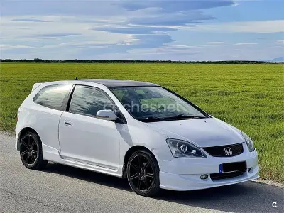Usado Honda Civic Sport 100 CV (73 kW) 2004 Blanco Berlina