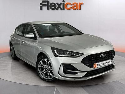 Usado Ford Focus ST-Line 125 CV (91 kW) 2023 Gris Berlina