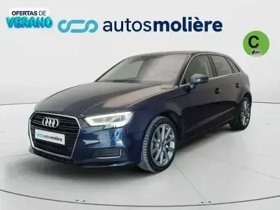 Usado Audi A3 Design 116 CV (85 kW) 2019 Azul Berlina
