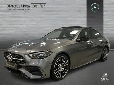 Usado Mercedes C220 200 CV (147 kW) 2023 Gris selenita Berlina