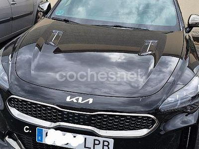 Usado Kia Stinger GT 366 CV (269 kW) 2021 Negro Utilitario