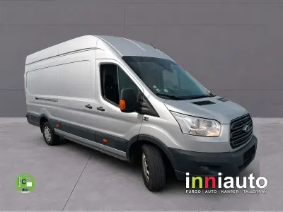 Usado Ford Transit 130 CV (95 kW) 2019 Gris Van