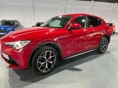 Usado Alfa Romeo Stelvio Edizione Speciale 280 CV (205 kW) 2018 Rojo SUV