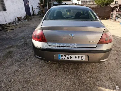 Usado Peugeot 407 110 CV (80 kW) 2006 Beige Berlina