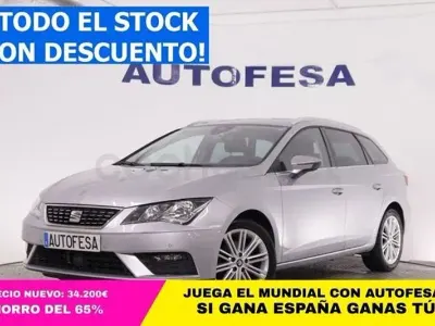 Usado Seat Leon XCELLENCE 130 CV (95 kW) 2020 Gris / plata Familiar
