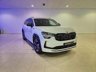 Usado Skoda Kodiaq SportLine 193 CV (141 kW) 2025 Blanco SUV