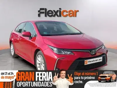 Usado Toyota Corolla Active 122 CV (89 kW) 2022 Rojo