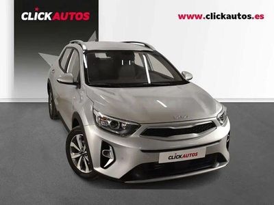 Usado Kia Stonic 100 HP (73 kW) 2025 Cinzento SUV