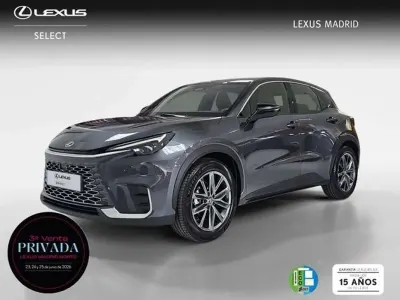 Usado Lexus LBX 136 CV (100 kW) 2025 Gris SUV