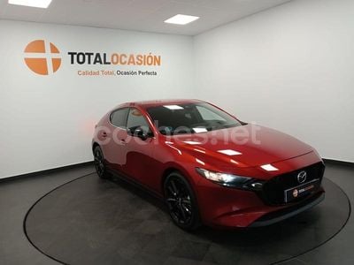 Rojo Usado 2022 Mazda 3 Homura-Line Berlina | 24.990 € (Un poco caro)