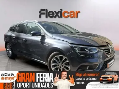 Usado Renault Mégane GrandTour Business 140 CV (102 kW) 2019 Gris Familiar