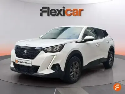 Usado Peugeot 2008 Active 100 CV (73 kW) 2020 Blanco SUV