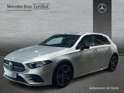 Usado Mercedes A200 150 CV (110 kW) 2022 Plata iridio Berlina