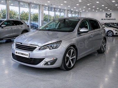 Usado Peugeot 308 Allure 120 CV (88 kW) 2017 Gris / plata Berlina