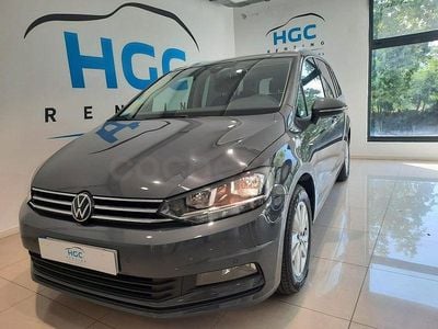 Usado VW Touran Life 122 CV (89 kW) 2025 Gris / plata Monovolumen