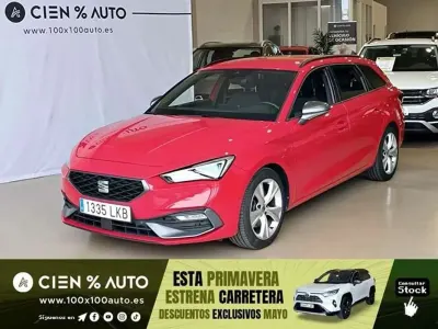 Usado Seat Leon FR 170 CV (125 kW) 2020 Rojo Utilitario