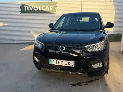 Usado SsangYong Tivoli 115 CV (84 kW) 2015 Negro SUV