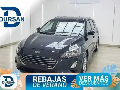 Usado Ford Focus Trend 120 CV (88 kW) 2021 Azul Familiar